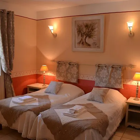 Au Temps Des Cerises Bed & Breakfast Remoulins
