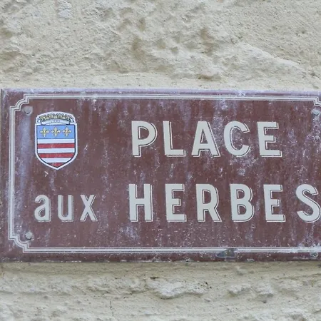 Au Temps Des Cerises Bed & Breakfast